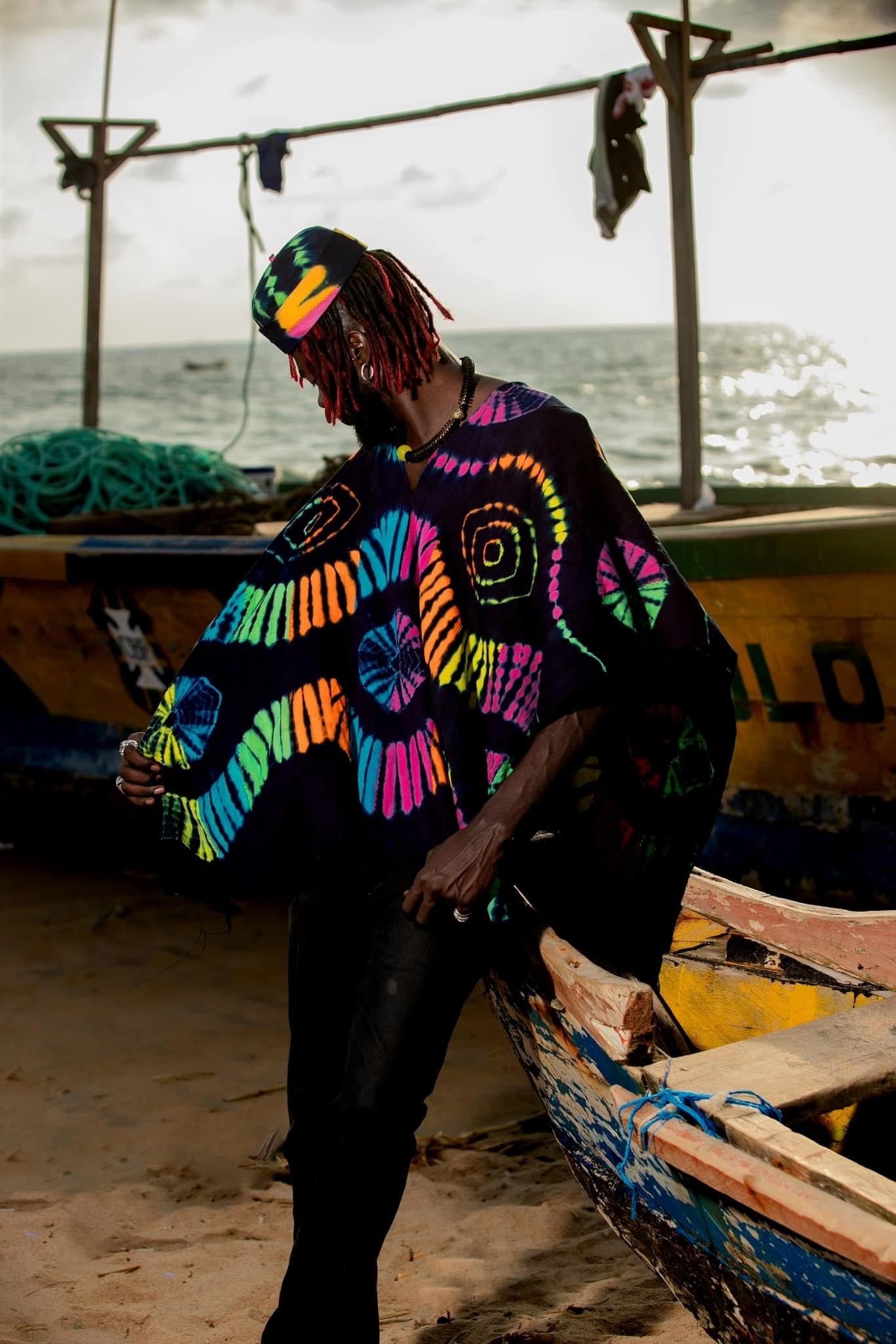 Cape Artisanale mixte - Colors en Tissu Kita 100% Coton Tissé et Teint à la Main Taille Unique